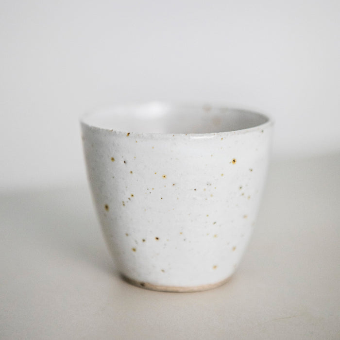 Espresso cup, white with dots