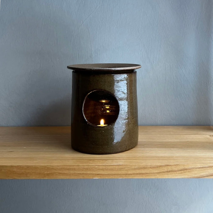 Essential oil lantern