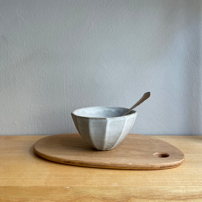 Small thumbed bowl, gray facet