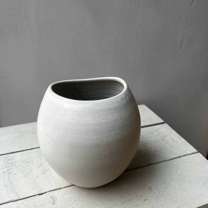 Organisk vit matt vas