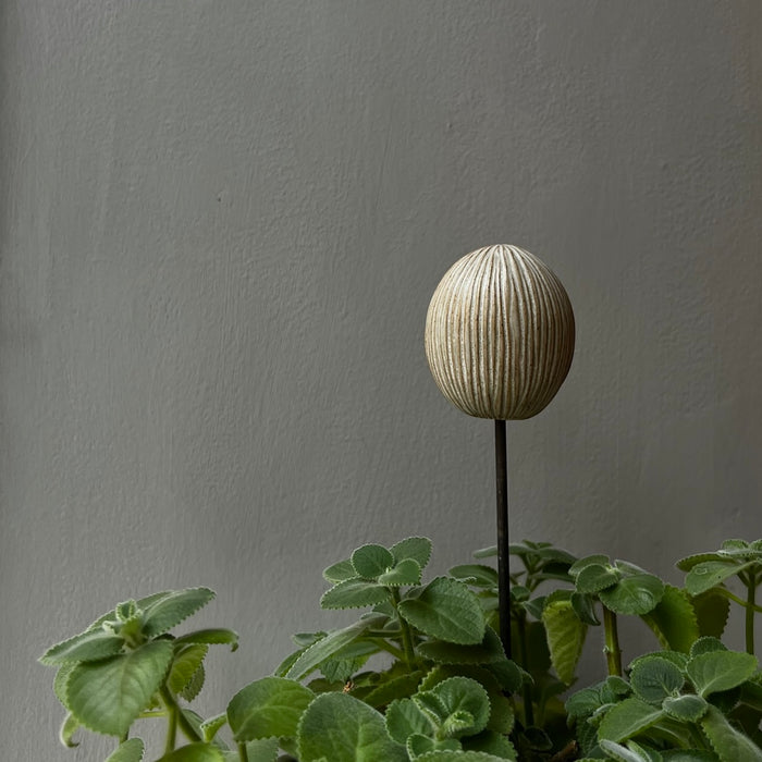 Ceramic plant ornament