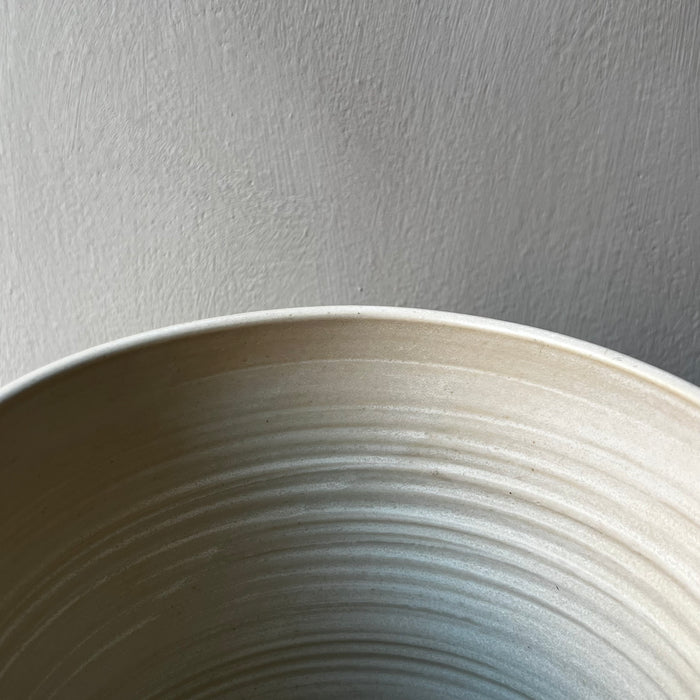 Pot, black large and small