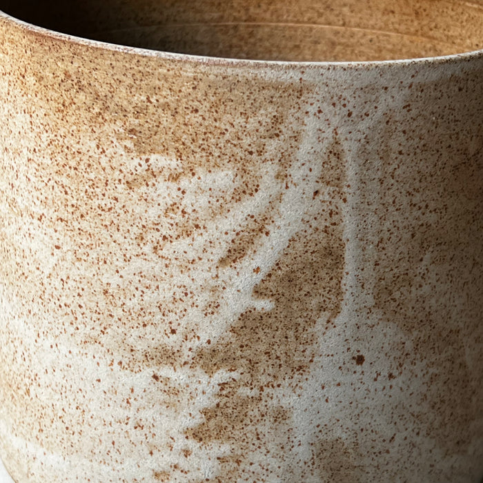 Sand-colored pot
