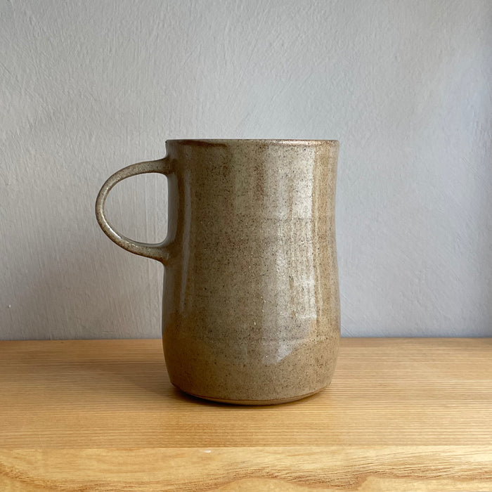 A large cup with handle, blue-gray
